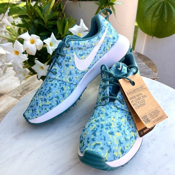 🐠Nike perfect day🐠-Comfy and light 🐠New - - Picture 1 of 8